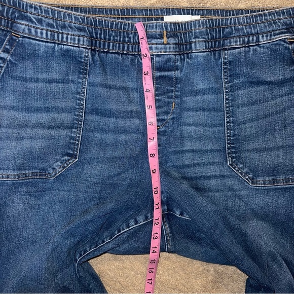 Lane Bryant Mid Rise Boyfriend Jogger Jeans Pull On Medium Wash Size 20 - Picture 10 of 13